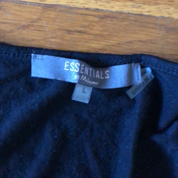 Black and white striped extended cap sleeve - Picture 5 of 6